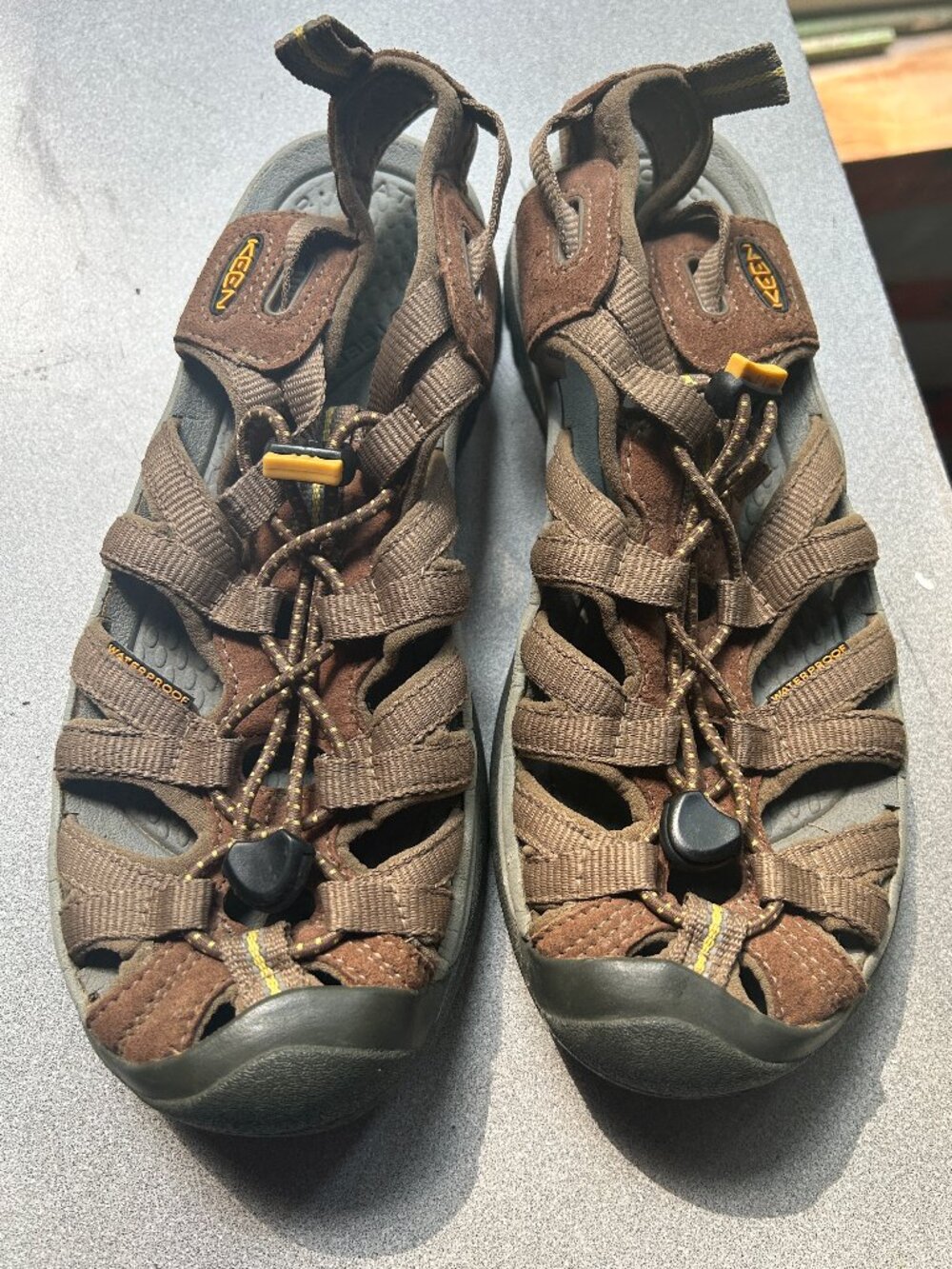 Keen Whisper Waterproof Hiking Sandals - Women’s Size 6 – Used